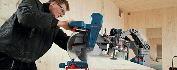 Alles over de afkortzaag: uitleg, handige tips & aankoopadvies