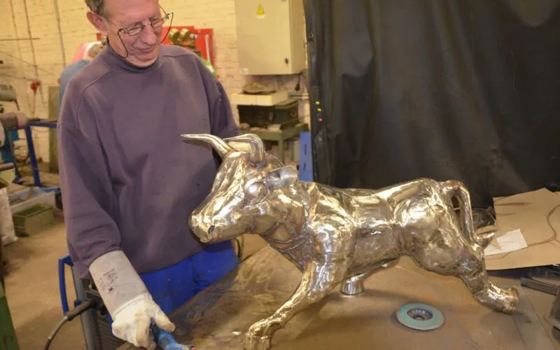 sculptor at work