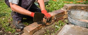 Monter un muret de jardin