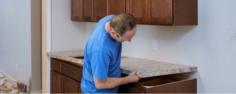 Installing a kitchen countertop
