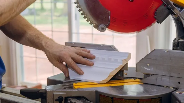 cutting crown molding