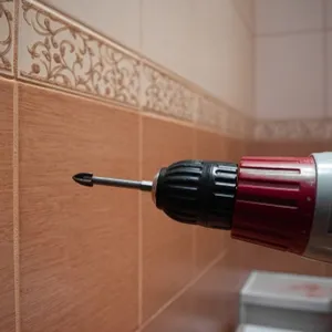 boren in badkamertegels